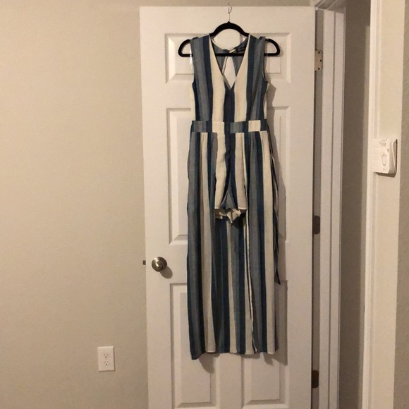 Romper - Picture 2 of 5